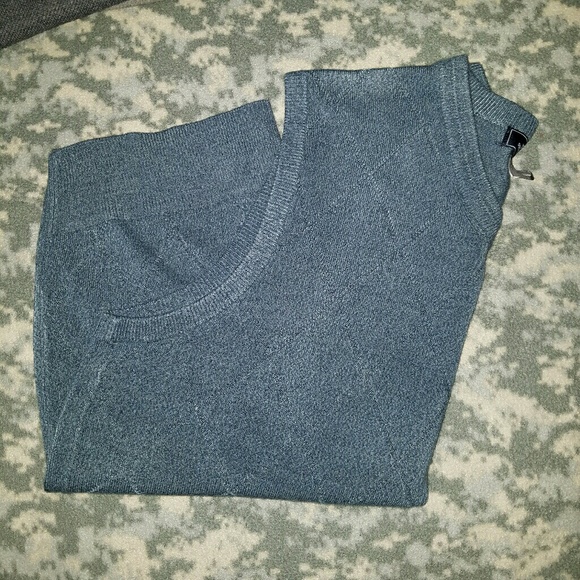 Dockers Light Vest - Picture 2 of 3