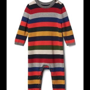 Baby Gap crazy stripe sweater 1 piece in EEUC. 0-3