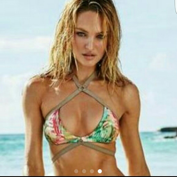 Victoria's Secret MEDIUM BIKINI BUNDLE OF 4 NEW
