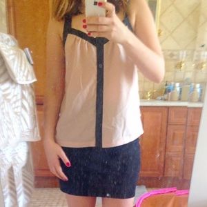 Black & cream top