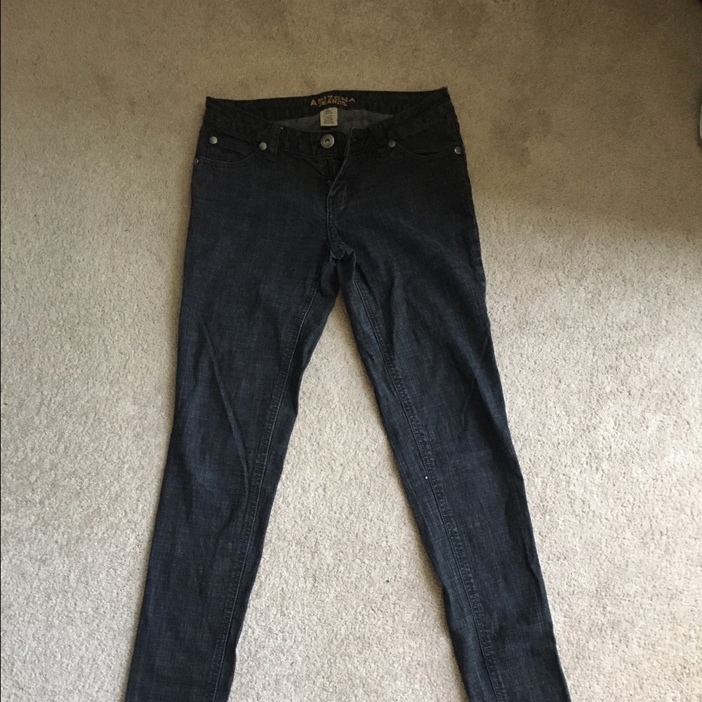 Black skinnies