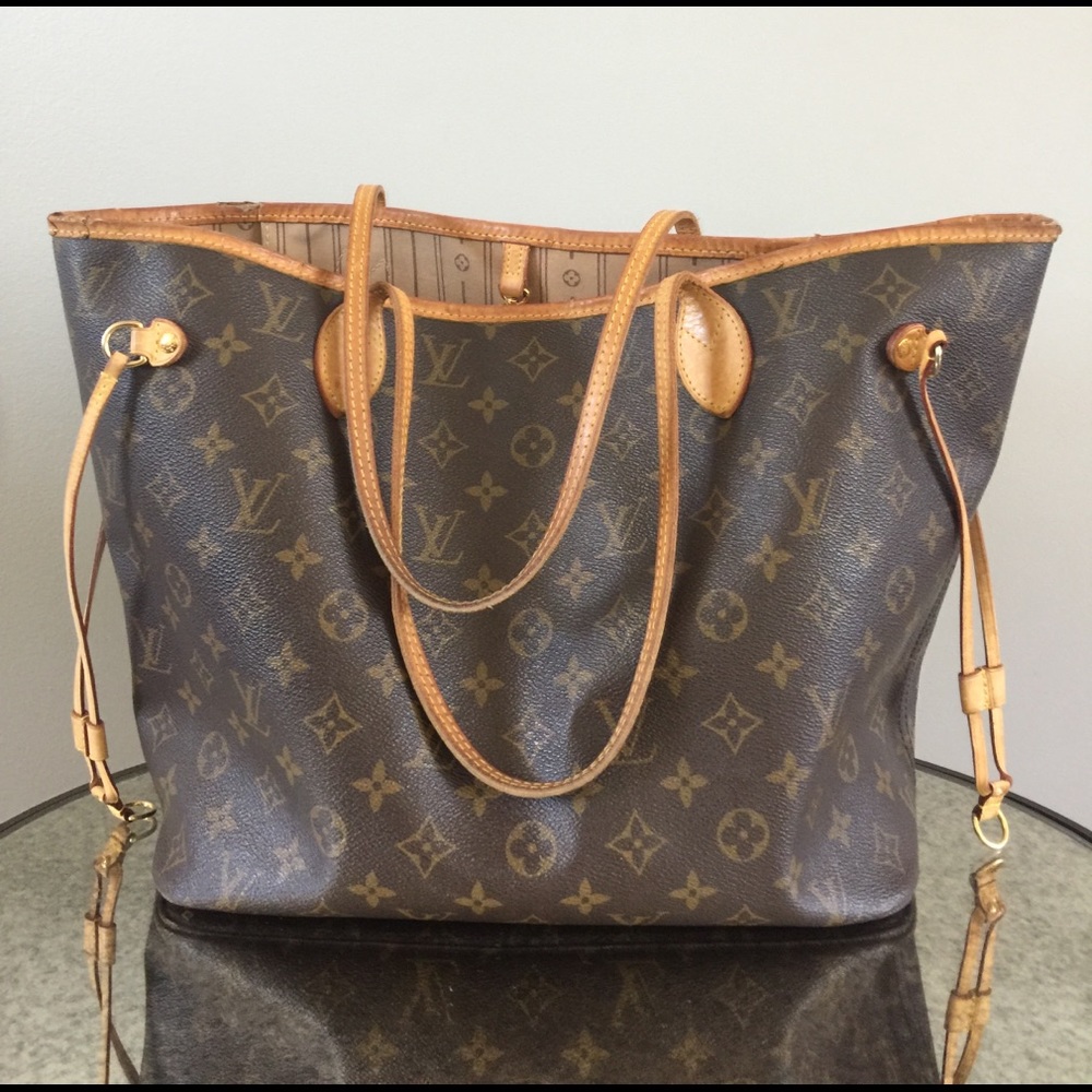 Louis Vuitton Monogram Neverfull MM (Authentic)