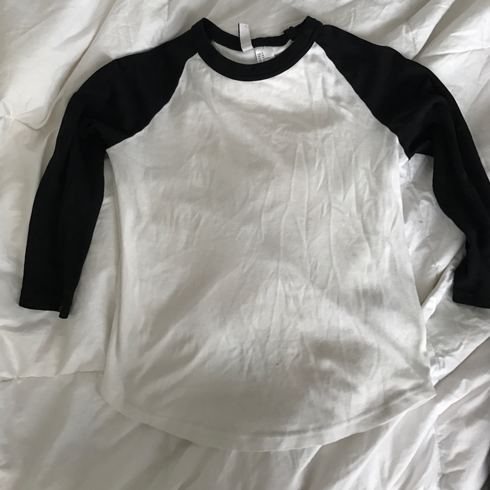 Black and white style baseball tee