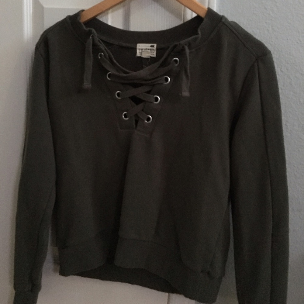 green lace up sweater