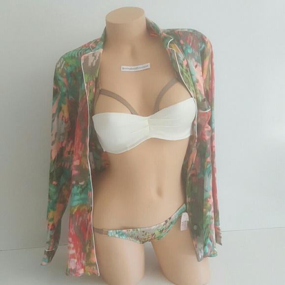 Victoria's secret 32B EXTRA SMALL BIKINI BUNDLE