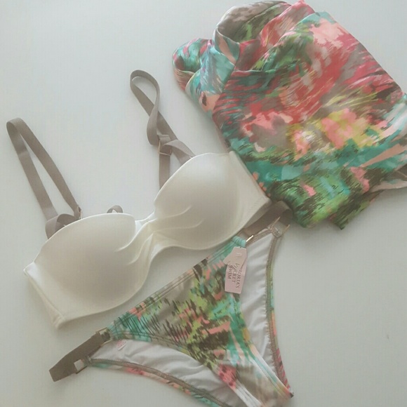 Victoria's secret 32B EXTRA SMALL BIKINI BUNDLE