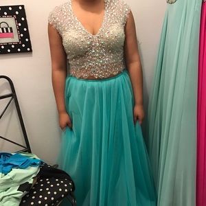 Prom dress