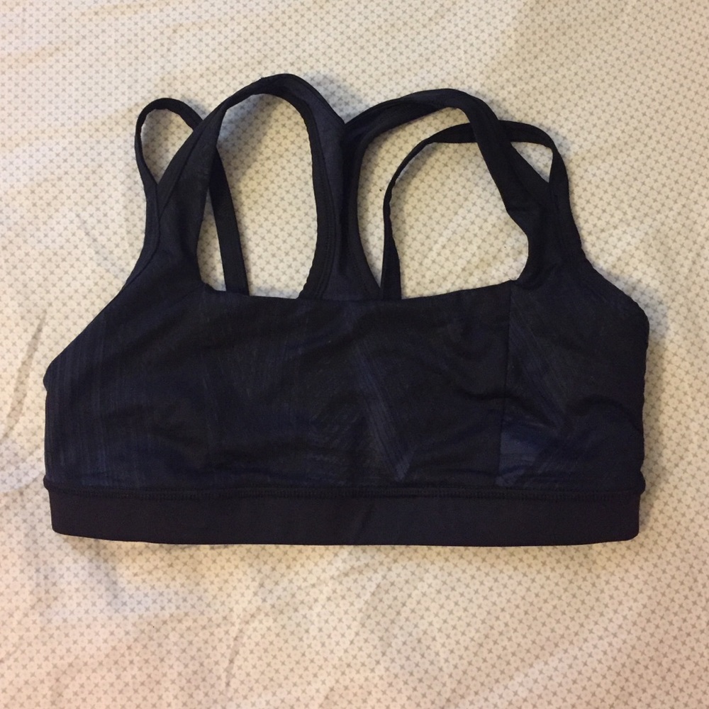 LULU sports bra