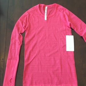 Lululemon Swiftly Tech Long sleeve Crew