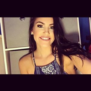 Meet your Posher, Cora