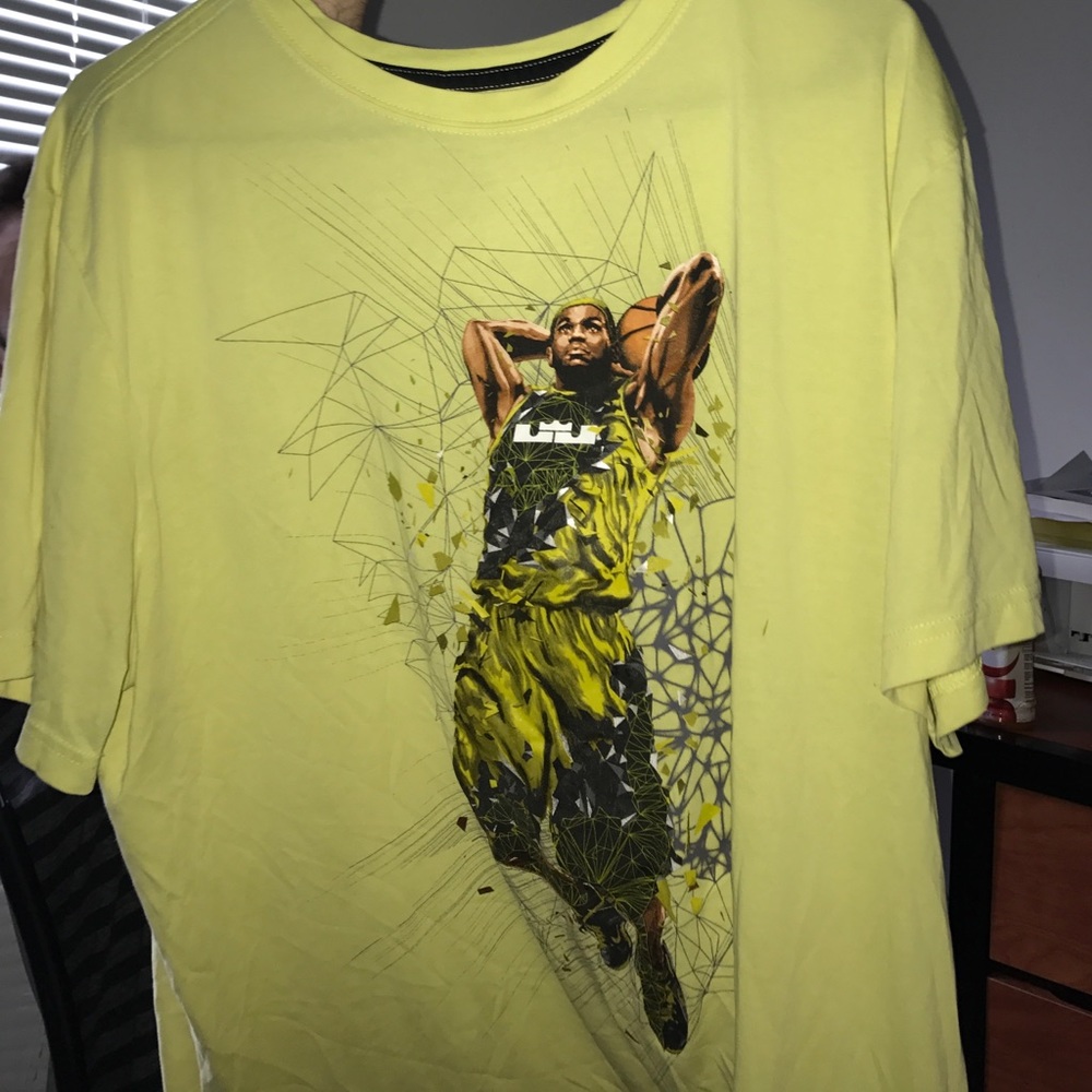 Tshirt