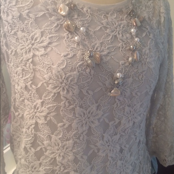 "DKNY" Jeans Company 2 Pc Lace Gray Top w/Camisole - Picture 4 of 6