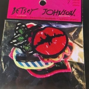 Betsey Johnson Kitsch - iron on patches 7 in pack