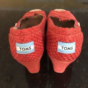 Tom's Wedges