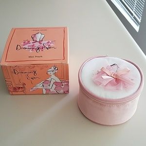 Etude House Dreaming Swan Mini Pouch