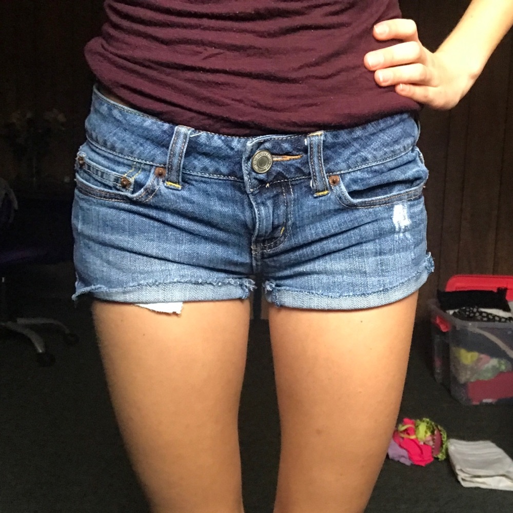 Low rise jean shorts from AE