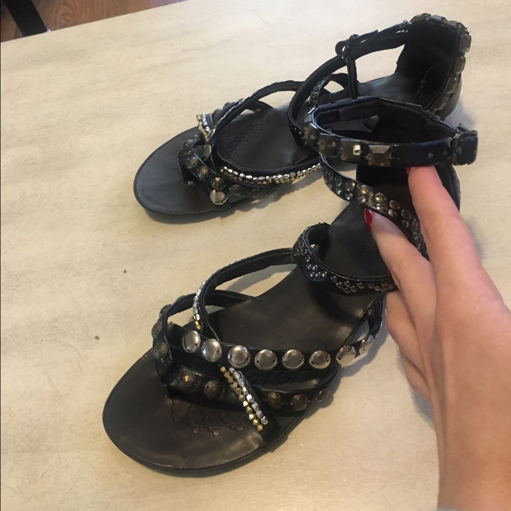 Women's Sandals• Size 6 1/2 • hardly worn