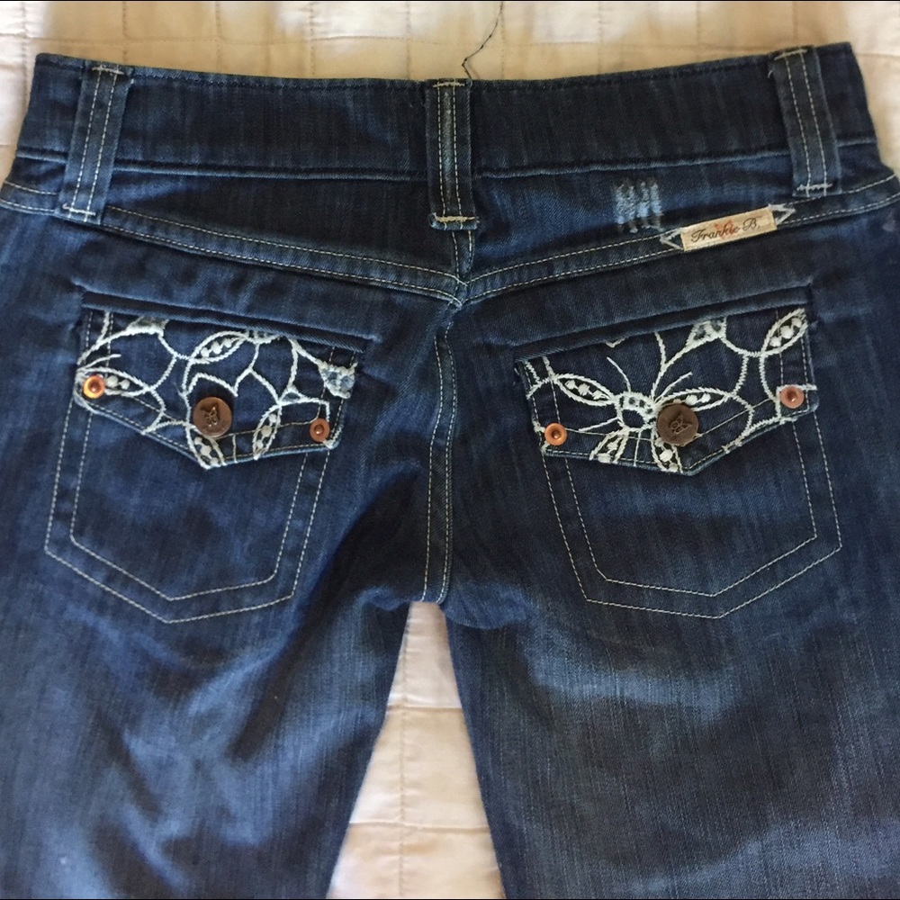 Frankie B Jeans! Rare floral pattern on pockets.