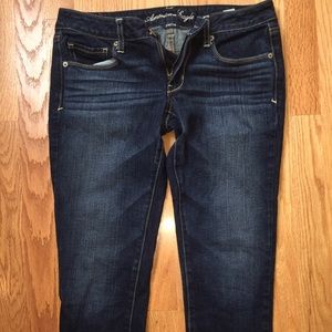 American eagle jeans: size 6 LONG!