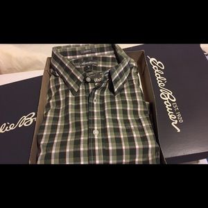 NWT Eddie Bauer Men's Button Down Plaid  Shirt.