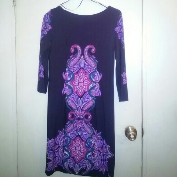 Dress - Picture 2 of 2