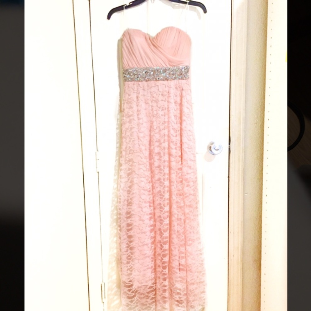 Coral Pink Prom/Bridal/Evening Dress 👑