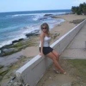 Meet your Posher, April