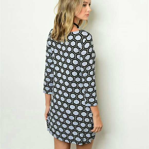 Grey patterned dress . - Picture 2 of 3