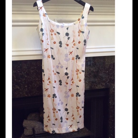 Parallel Silk Floral Print Knee Length Dress - Picture 5 of 6