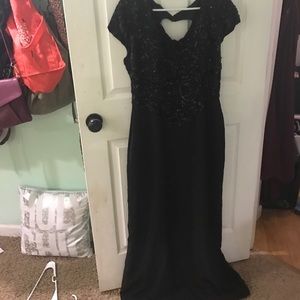 Gorgeous black beaded low back gown! Offers!! Plz!