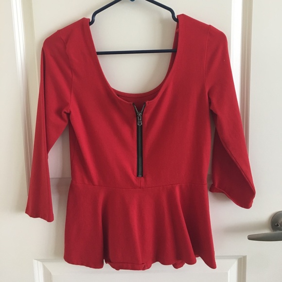 Red top - Picture 2 of 2