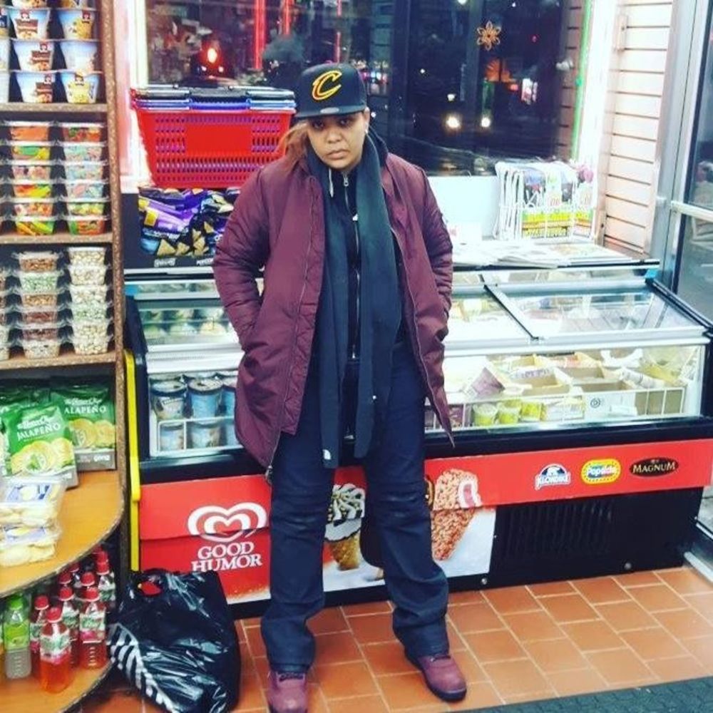 Meet your Posher, Walkiria