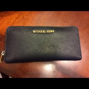 Michael Kors zip around wallet