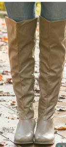 Brown / beige Boots size 10 womens