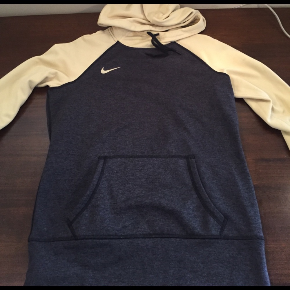 Nike CU Buffs Therma Fit hoodie