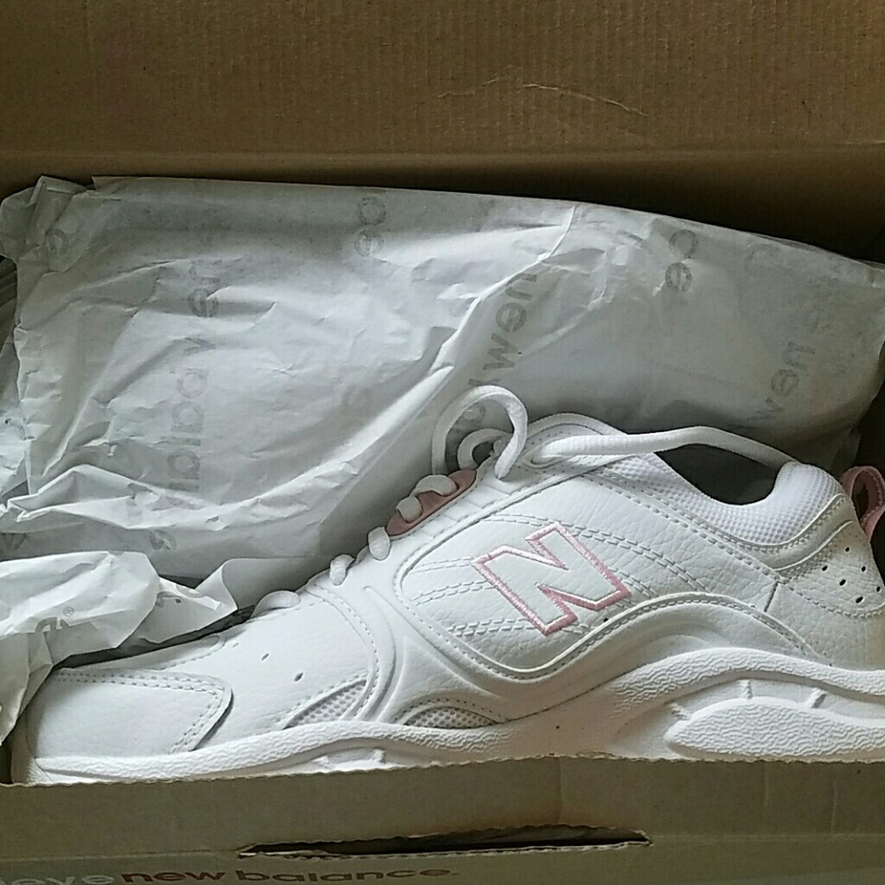 New Balance Women's Cross Trainers 8W