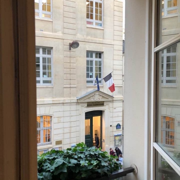 Just a girl who loves travel, fashion, and finds! - Picture 7 of 11