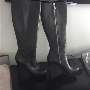 GUCCI boots