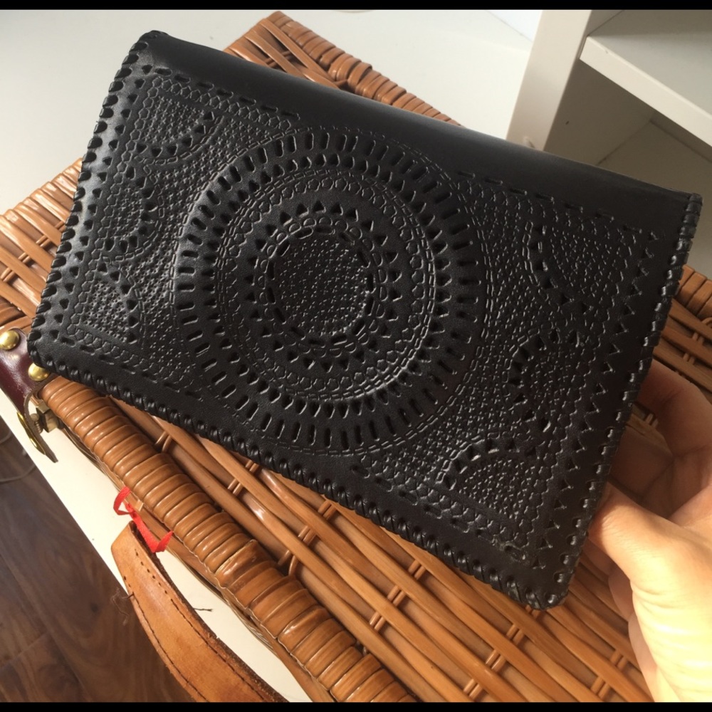 BCBG genuine leather hand clutch