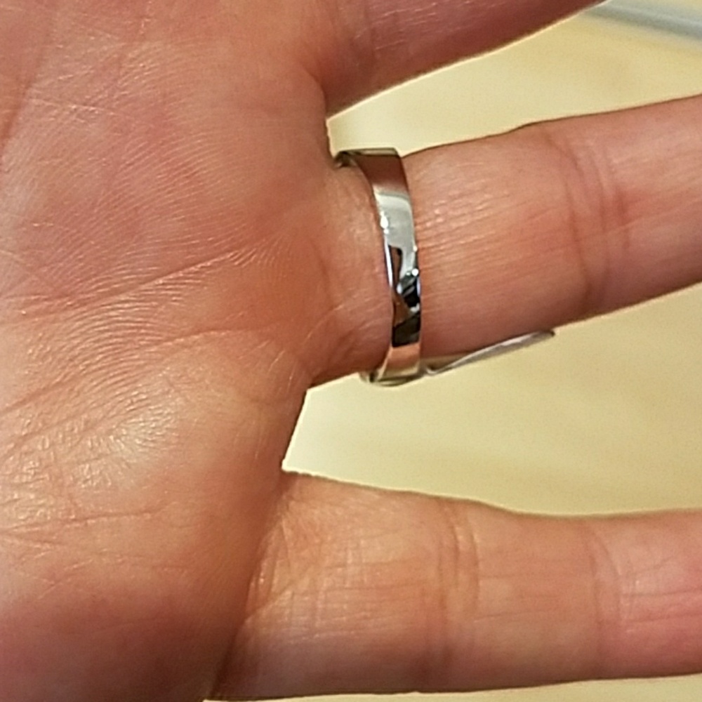 14k Solid White Gold Engagement Ring - Picture 6 of 8