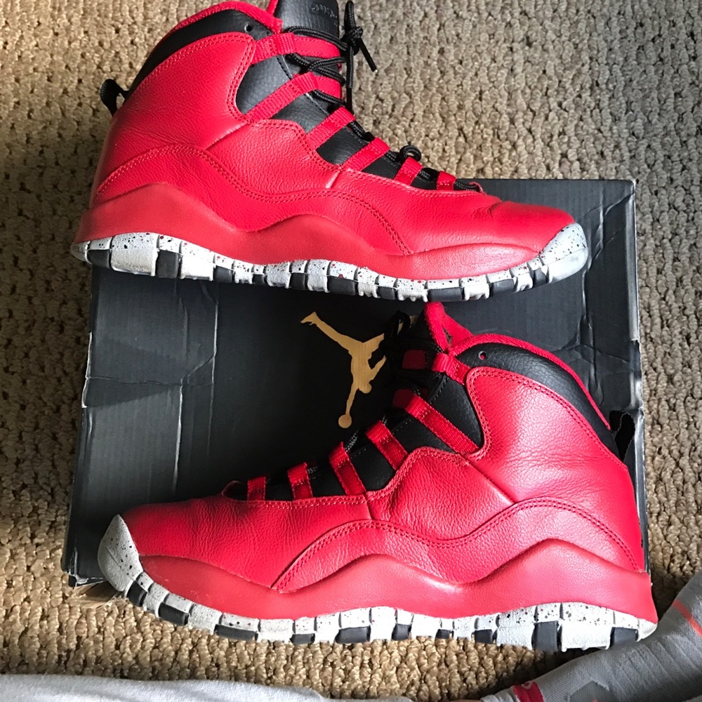Jordan 10 bulls over broadway