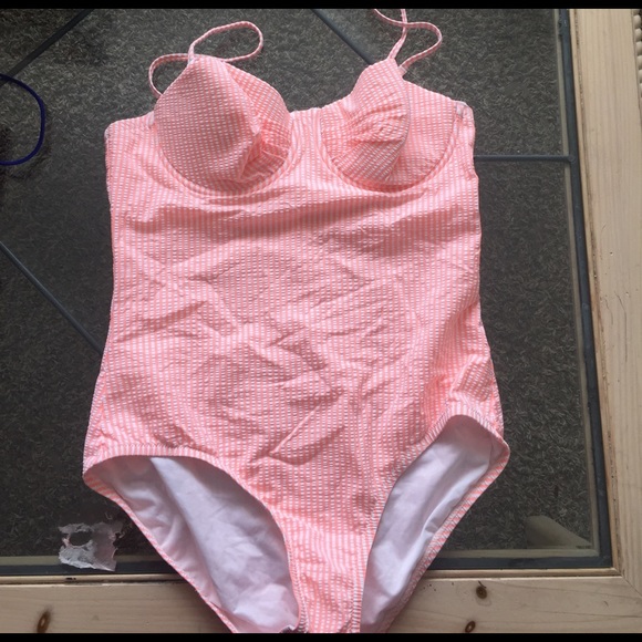 Other - J crew seeesucker swimsuit