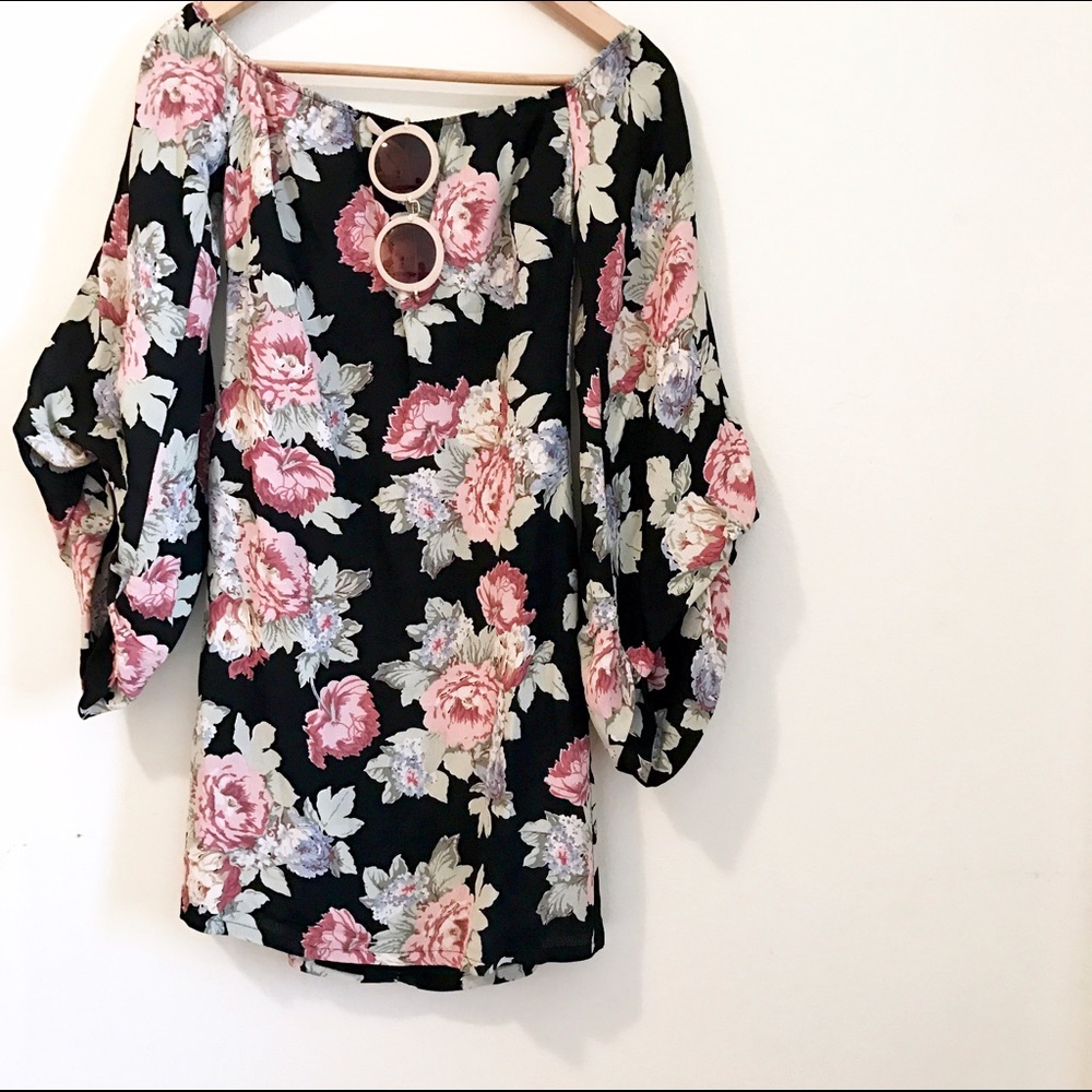 ᴿᵉᶠᵒʳᵐᵃᵗᶦᵒⁿ Casanova Dress