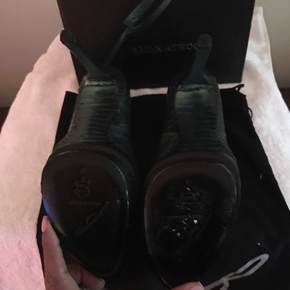 B Brian Atwood Platform Stiletto - Picture 4 of 4