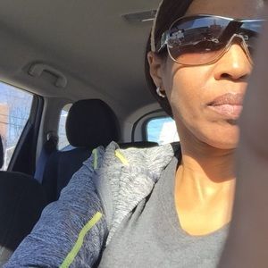 Meet your Posher, Alvida