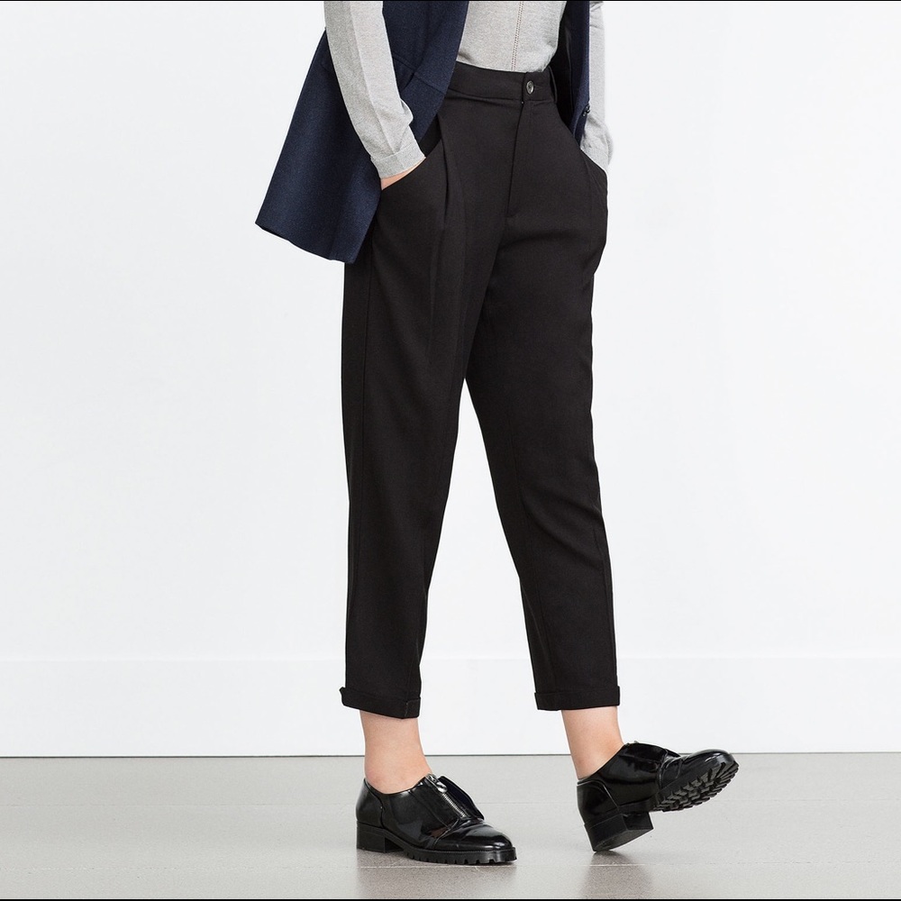 Zara loose fit trousers (white)