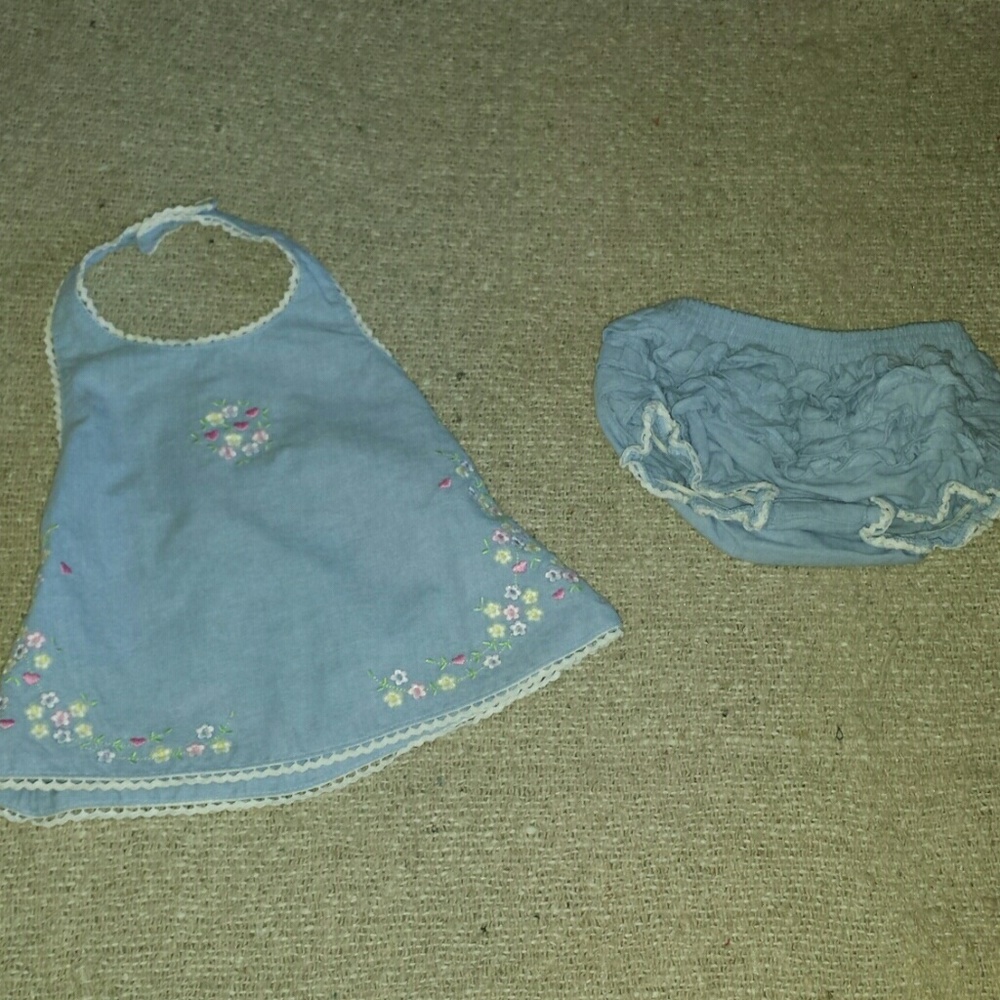❤HP❤ EUC Sweet Infant Dresses - Picture 2 of 3