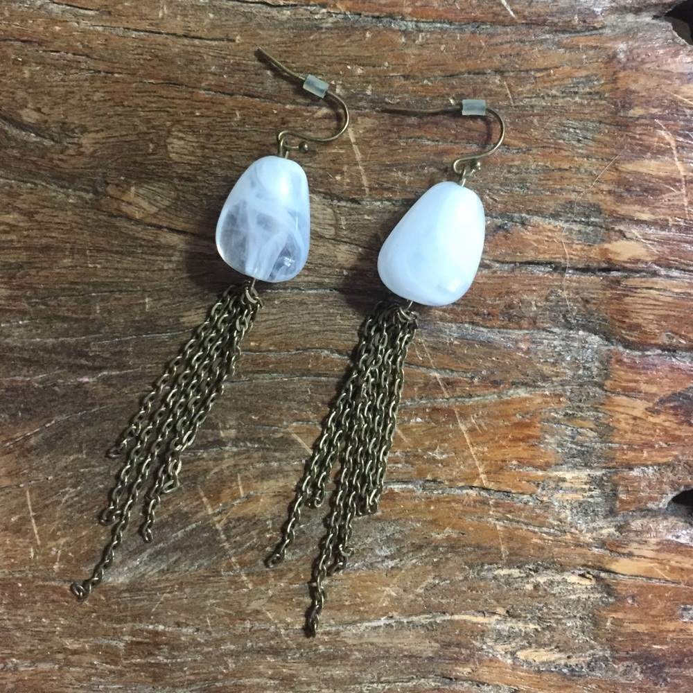 Banana Republic dangle earrings