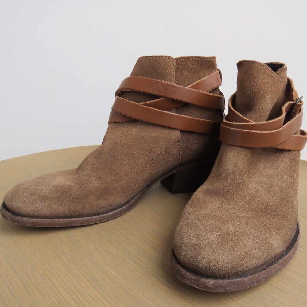 Madewell Horrigan Boots size 39 (8.5 /9) BY J Crew