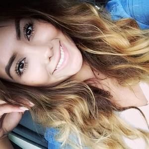 Meet your Posher, Jenny